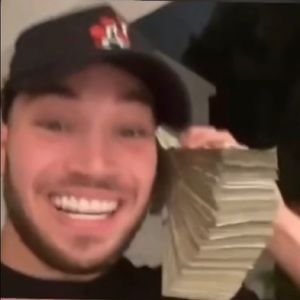 Meet your Posher, Chris